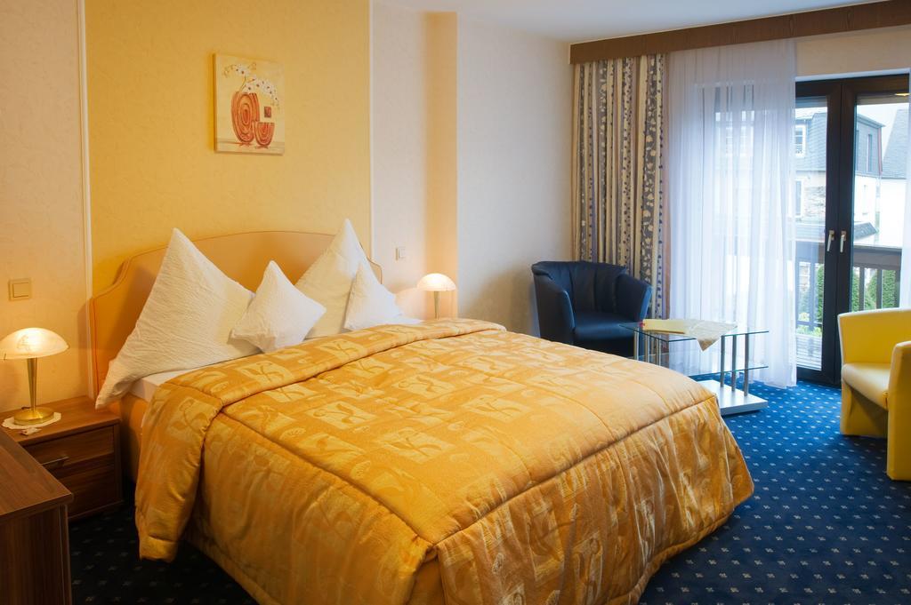 Wein & Gastehaus Hermeshof Otel Trittenheim Dış mekan fotoğraf